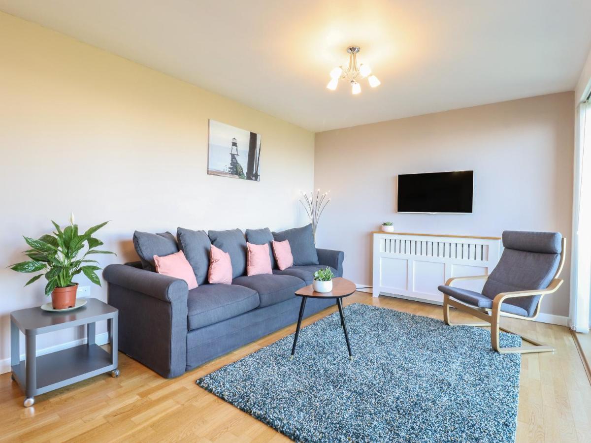 Flat 19 By The Beach Harwich Extérieur photo